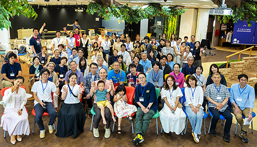 2025年6月に開催したフォーラムに集まった参画団体や協力者、参加者の皆さん