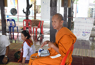 タイのお寺の住職でウイリヤ氏